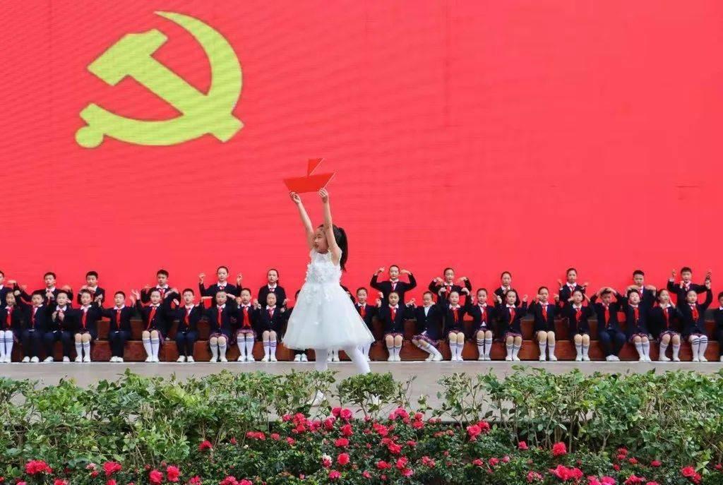 基辛格:定制芯片将在2025年达到顶峰